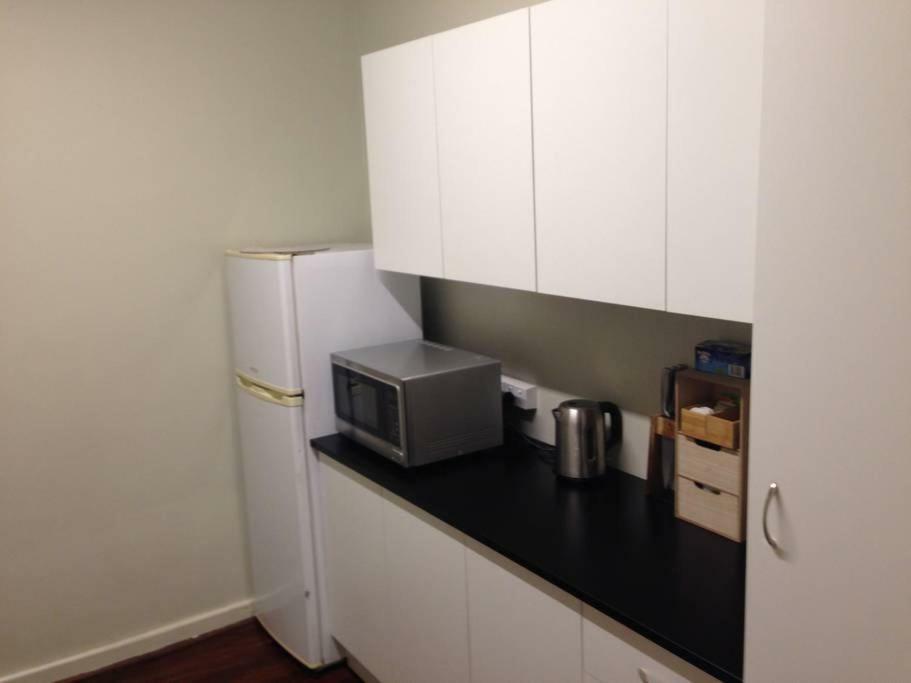 Affordable & Comfortable Apartment On Langley Park Perth Exterior photo